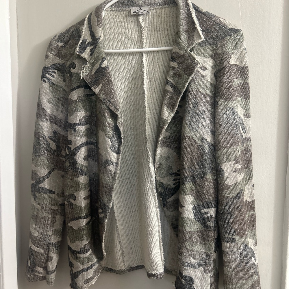 Nicci Italy Camo Knit Blazer Jacket – Open Front, Frayed Hem, Casual Chic 0127